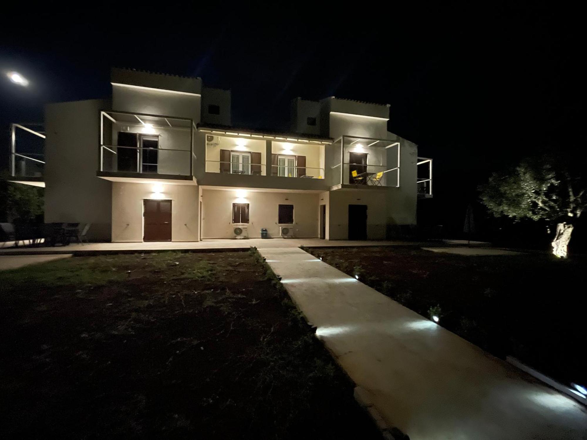 Villa Rodelia Roda  Buitenkant foto